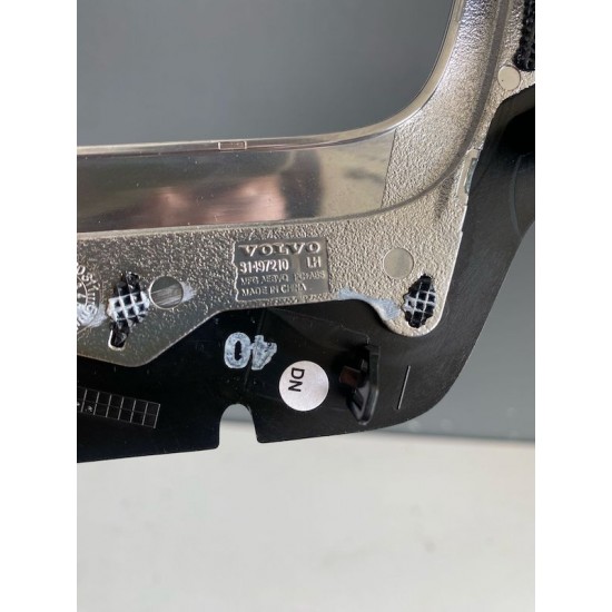 Ornament consola centrala stanga VOLVO XC90 S90 V90 31497547 31497210