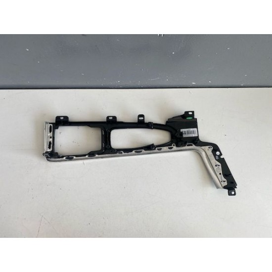 Ornament consola centrala stanga VOLVO XC90 S90 V90 31497547 31497210 Ornament consola centrala stanga VOLVO XC90 S90 V90 31497547 31497210