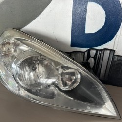 Front right headlight Volvo V60 S60 2010-2014 31299995