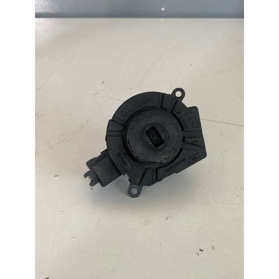Contact VOLVO C30 V50 S40 31252481