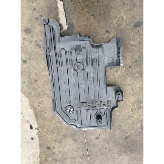 Scut protectie dreapta Volvo XC60 2018+ 31420483