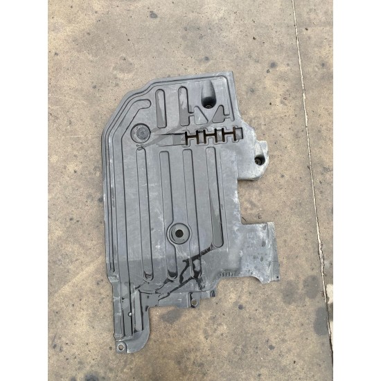 Scut protectie dreapta Volvo XC60 2018+ 31420483
