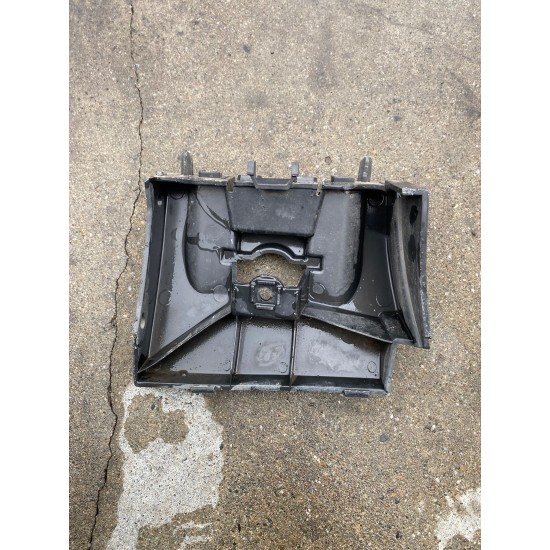 Right fender moulding bracket Volvo XC60 2018+ 32216698