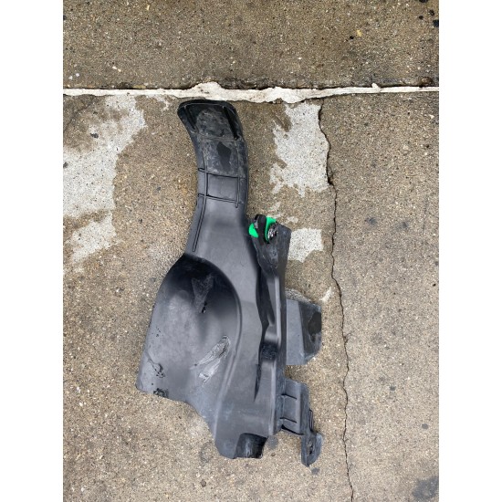 Front left mudflaps Volvo XC60 V60 V60CC V90CC XC90 V90 31497985 Front left mudflaps Volvo XC60 V60 V60CC V90CC XC90 V90 31497985