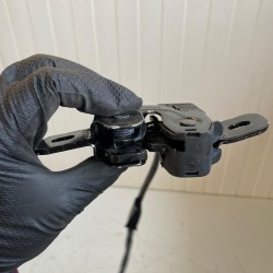 Broasca capota stanga VOLVO S60 V60 XC60 31425975 