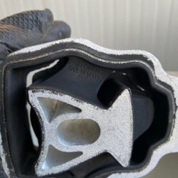 Engine mount bracket VOLVO S60 V60 XC60 V70 S80 XC70 31430441