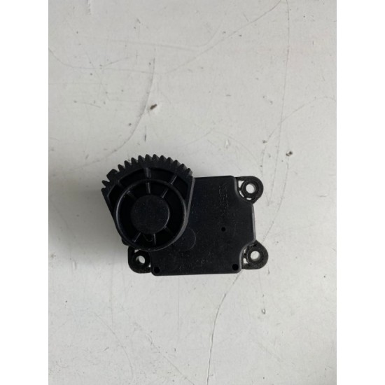 Motoras recirculare aeroterma Volvo S40 V50 C30 V40 4N5H-19E616-6652A 30733779