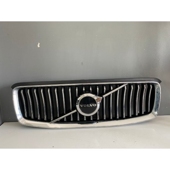 Grila bara fata VOLVO XC90 2021+ FACELIFT MOMENTUM 31698400 31698408 32365185 32365190 Grila bara fata VOLVO XC90 2021+ FACELIFT MOMENTUM 31698400 31698408 32365185 32365190