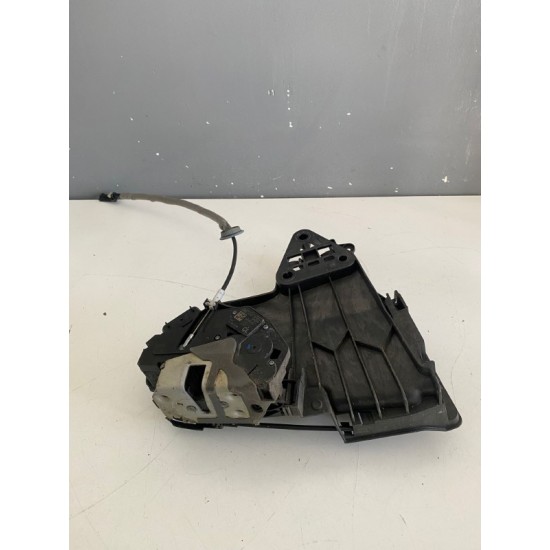 Front right door lock mechanism Volvo S60 V60 31301739 31349860 Front right door lock mechanism Volvo S60 V60 31301739 31349860