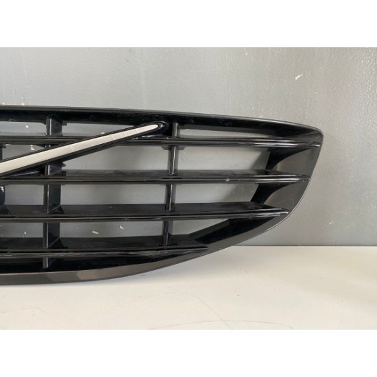 Front bumper grille VOLVO S60 V60 FACELIFT 2014+ 31425883 31425903 31425886 31425906
