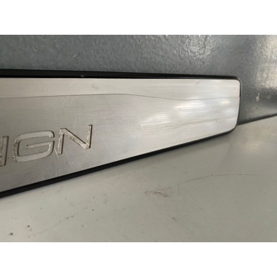 Sill moulding right trim part external R-DESIGN VOLVO XC60 2015 31391249