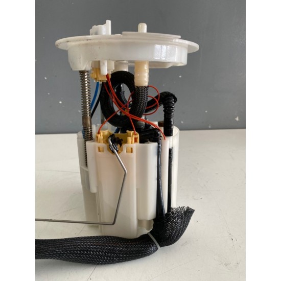 Electric fuel pump Volvo S60 V60 S80 V70 XC70 XC60 2009-2018 31274669 Electric fuel pump Volvo S60 V60 S80 V70 XC70 XC60 2009-2018 31274669
