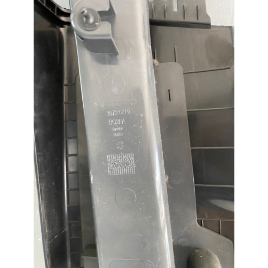 Ornament interior stalp central dreapta B-pillar VOLVO XC60 2015 39818029 30721219 6841932
