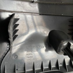 Ornament interior dreapta centura mijloc B-pillar VOLVO XC60 30721220 39820055