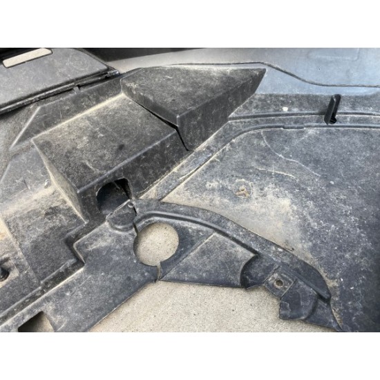Bara fata cu senzori Volvo XC40 2018-2022 31449359 31449349 Bara fata cu senzori Volvo XC40 2018-2022 31449359 31449349