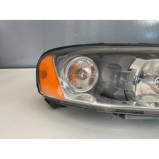 Right headlight LHD 9 pins VOLVO XC70 2007 30784250