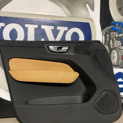 Fata de usa fata stanga Volvo XC60 2018+