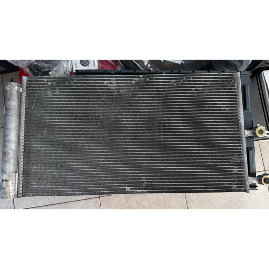 Radiator intercooler Volvo XC90 31686414