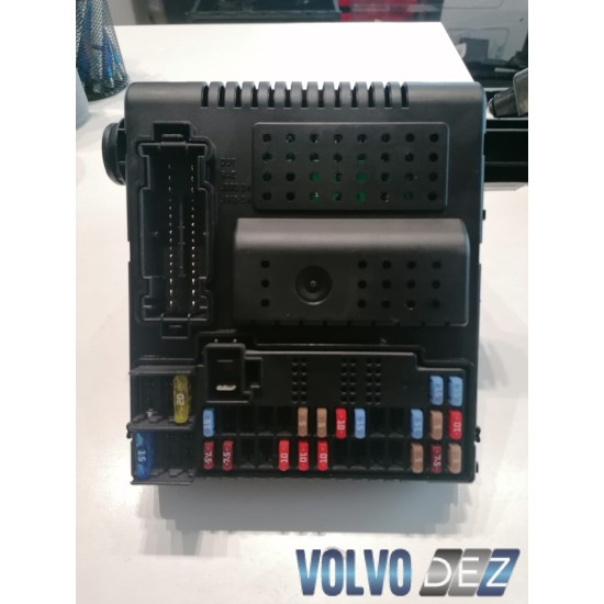 Fuse box module L VOLVO S60 V70 XC70 XC90 30786889