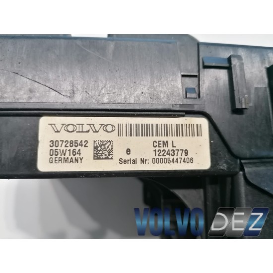 Fuse box module L VOLVO S60 V70 XC70 XC90 30728542