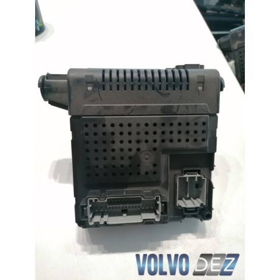 Fuse box module L VOLVO S60 V70 XC70 XC90 31314468