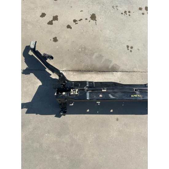 Trager Volvo XC40 32297098, 31457752, 31457751 Trager Volvo XC40 32297098, 31457752, 31457751