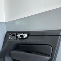 Fata de usa dreapta fata VOLVO XC60 2018+ 32328456 32328458