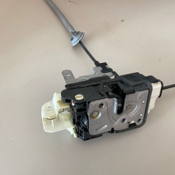 Rear right door lock mechanism Volvo V40 2012+ 31301428