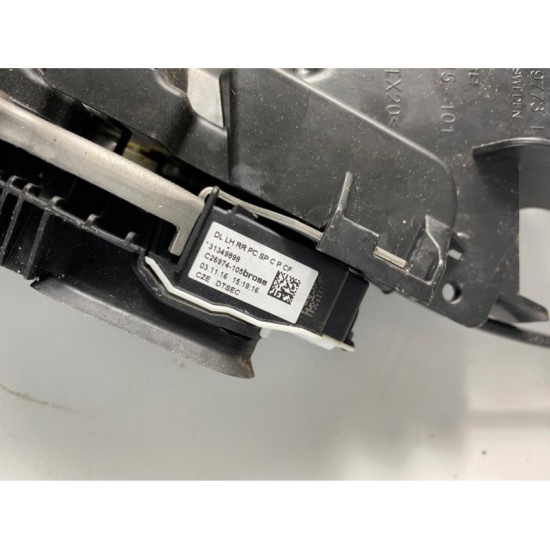 Broasca incuietoare usa stanga spate Volvo XC90 S90 V90 2015+ 31349898 Broasca incuietoare usa stanga spate Volvo XC90 S90 V90 2015+ 31349898