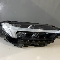 Right headlight MID LED VOLVO XC60 FACELIFT 2021+ 32337375