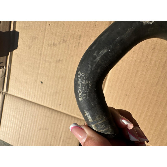 Water hose Volvo V40 31368800