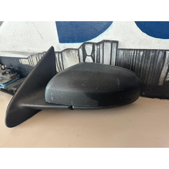 Left mirror with damaged case Volvo S60 2005-2006 30634065