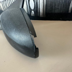 Left mirror with damaged case Volvo S60 2005-2006 30634065