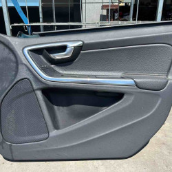 Front right door interior Volvo S60 V60 2010+ 8635892