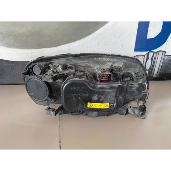 Far stanga fata Volvo V70 S80 XC70 2014+ 31420013