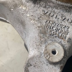 Front right knuckle Volvo V40 2012-2018 31302822