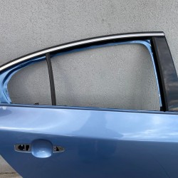 Rear right door Volvo S60 V60 2010-2018 32228975 