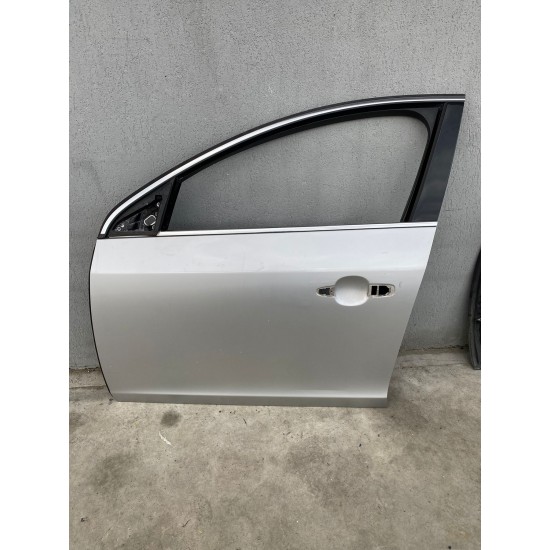 Usa stanga fata Volvo V60 2010-2018 31352777 32291064 Usa stanga fata Volvo V60 2010-2018 31352777 32291064