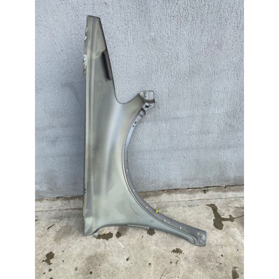 Aripa stanga fata VOLVO C30 2010 31253949 