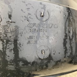 Rear left inner fender Volvo C30 30744038