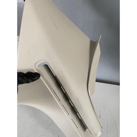 Ornament portbagaj interior spate stanga VOLVO XC60 2018+ 31425703 31688312