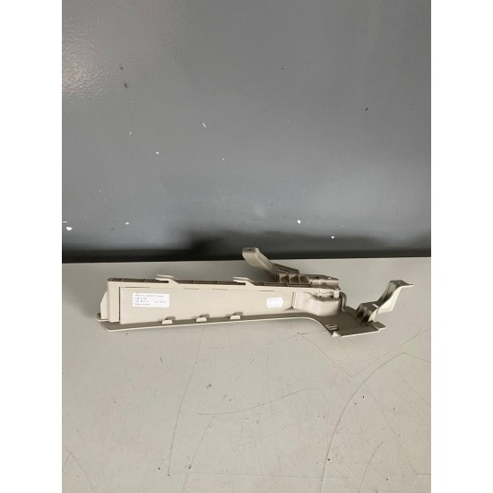 Cargo Cover Bracket Right GUIDE RAIL VOLVO XC60 2018+ 39841515 Cargo Cover Bracket Right GUIDE RAIL VOLVO XC60 2018+ 39841515