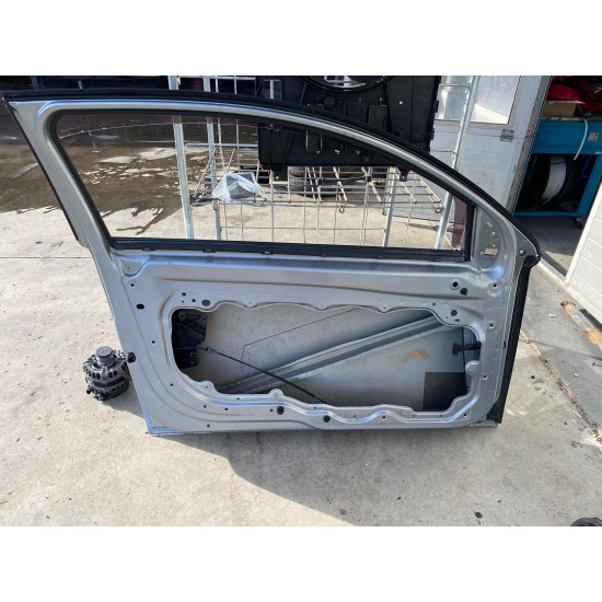 Usa stanga Volvo C30 2007-2013 31335483 