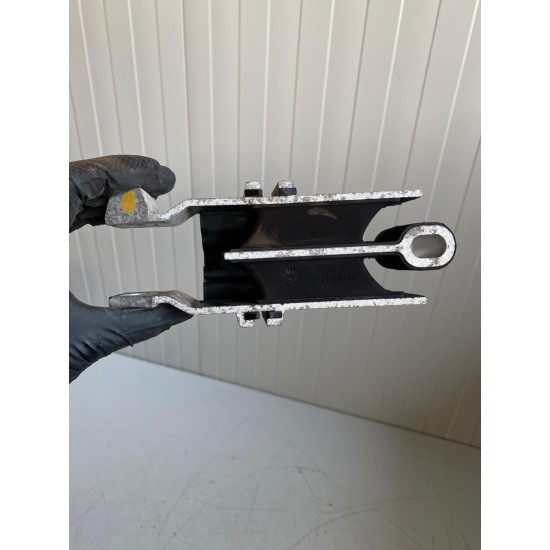 Engine torque rod VOLVO V60 2017 31401239