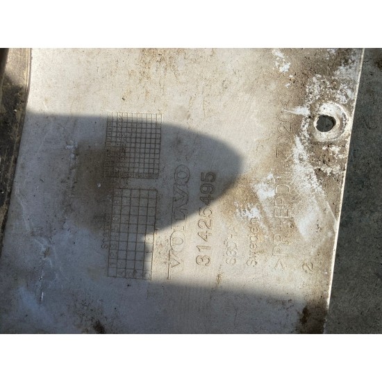 Bara fata cu gauri de spalatori si senzori VOLVO XC60 Facelfit 2014+ 31323765 31425495