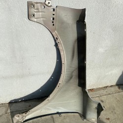 Aripa dreapta fata VOLVO XC90 2007-2014 30796495