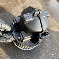 Ventilator habitaclu Volvo V60 XC60 S60 6G9N-18D413-AA 31291516