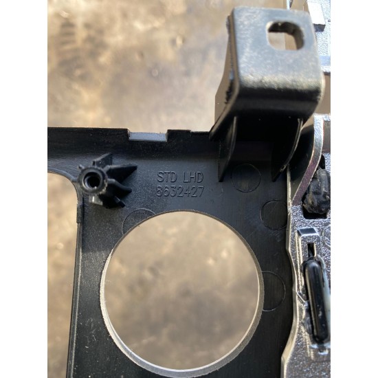 Central console panel Volvo V60 S60 2014+ 8632428 8632427 30781499 31469173