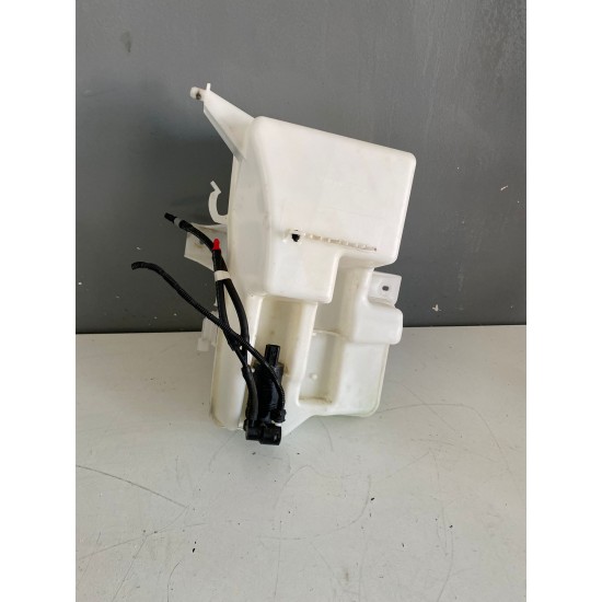 Winsdscreen washer reservoir Volvo V40 V40CC 31276094 31276095 31391616 31276097