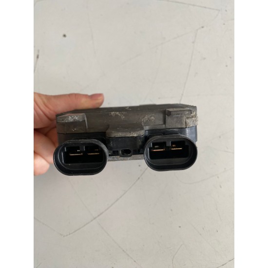 Modul releu cu 2 ventilatoare VOLVO S80 V70 V60CC V60 XC60 940009400 31305106